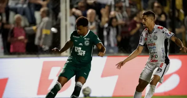 Goiás Imparável: Virada Heroica e Liderança na Série B