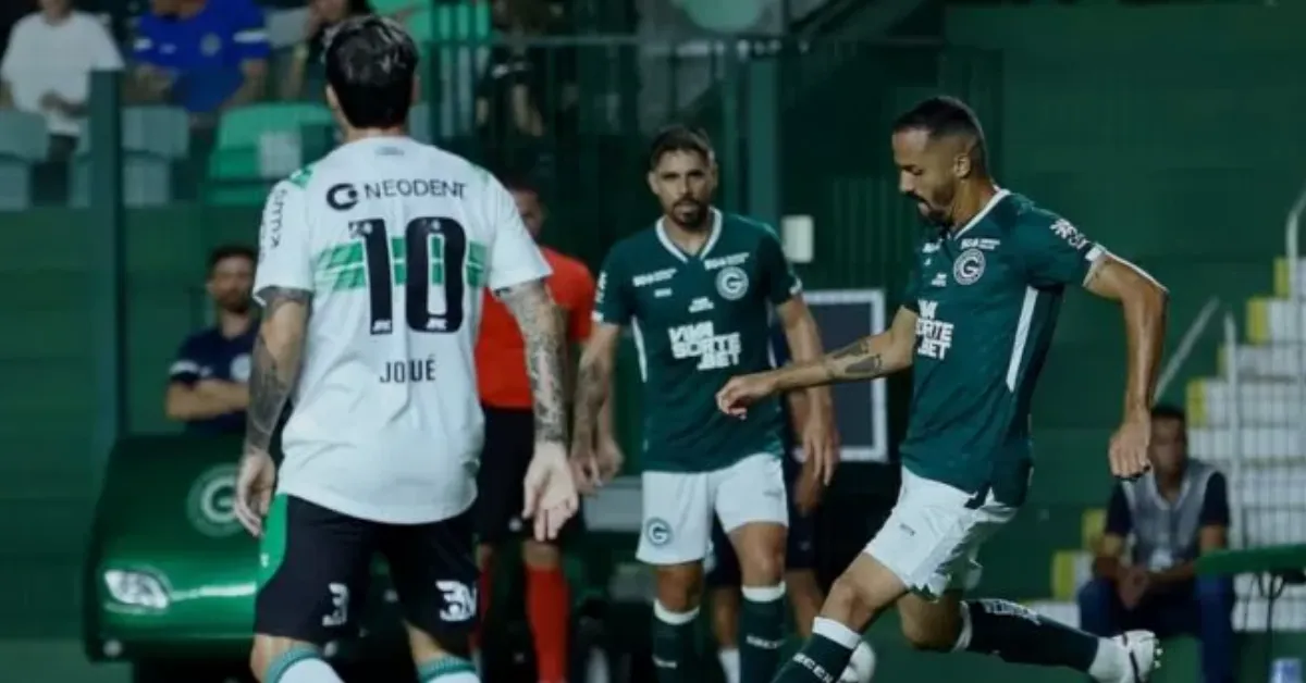 Análise Tática: Coritiba Luta para Superar Marcação do Goiás