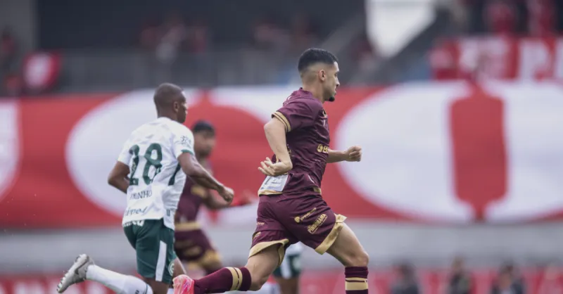 CRB Vence Líder Goiás na Série B: Análise da Vitória e Impacto no G-4