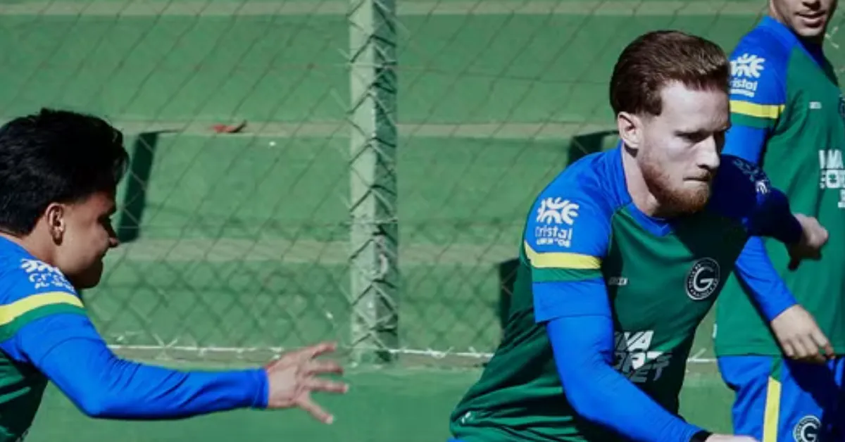 Goiás: Lucas Lovat Perto da Saída? Entenda a Situação do Lateral