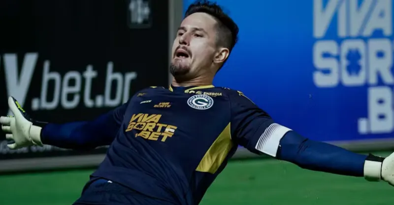 Tadeu 350 Jogos no Goiás: Ídolo Revela Bastidores e Sonhos de Libertadores