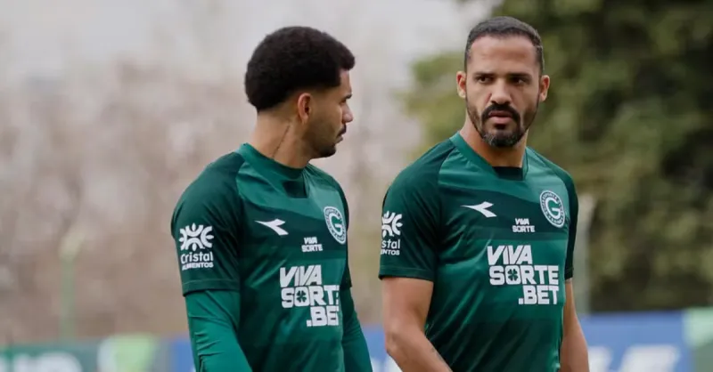 Anselmo Ramon: A Profunda Reflexão do Atacante Após Pênalti e Derrota do Goiás
