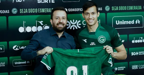 Brayann no Goiás: Trajetória Incomum e Aposta do Esmeraldino no Meia