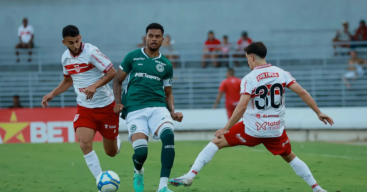 Duelo Crucial: Goiás Enfrenta CRB na Série B – Estatísticas e Impacto