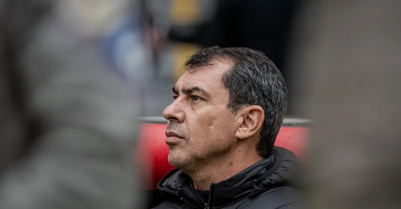 Goiás Anuncia Fábio Carille: O Retorno à Série A e o Contrato até 2026