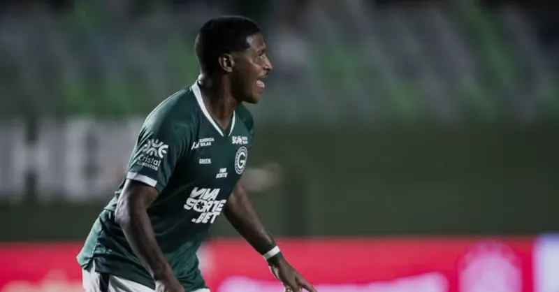 Rodrigo Andrade de saída? Náutico avalia volante do Goiás