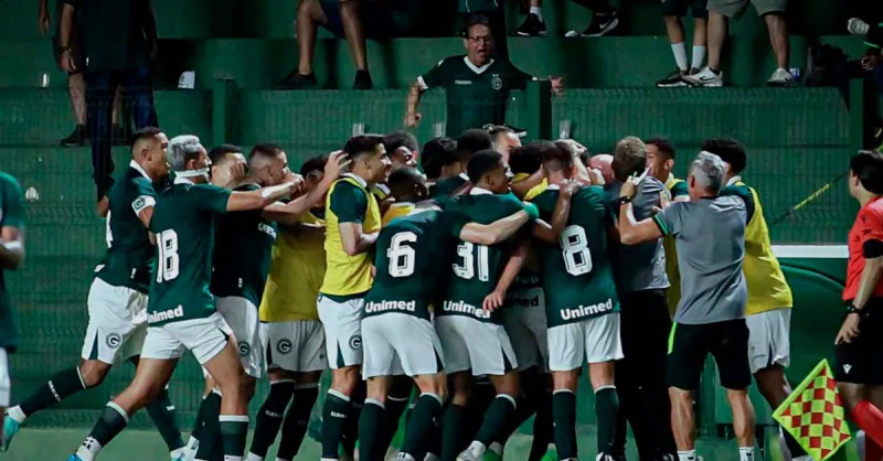 Goiás Empata Clássico Contra Atlético-GO: Daniel Paulista Elogia Postura Ofensiva